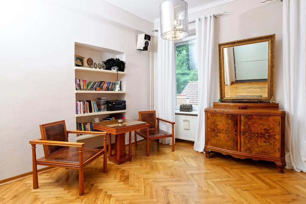 Neoclassical Luxury Apartment Ljubljana Slovenien